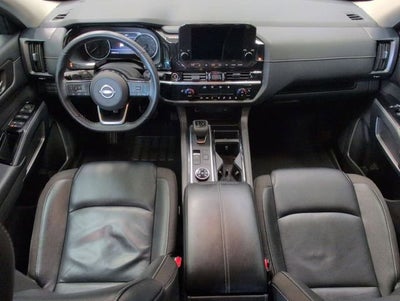 2023 Nissan Pathfinder SL 4WD