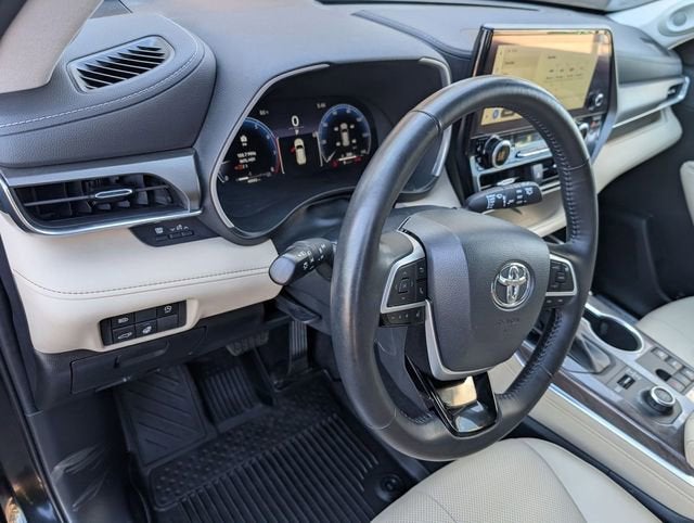 2023 Toyota Highlander Limited