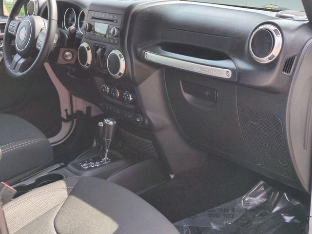 2018 Jeep Wrangler JK Sahara 4x4