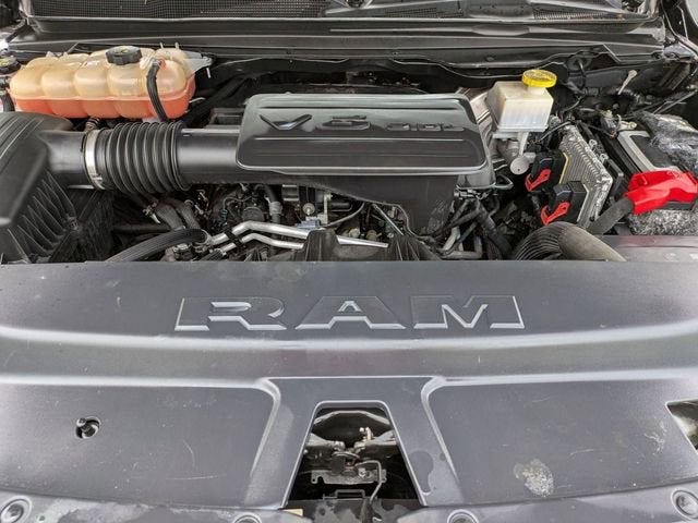 2020 RAM 1500 Big Horn Crew Cab 4x4 5'7" Box