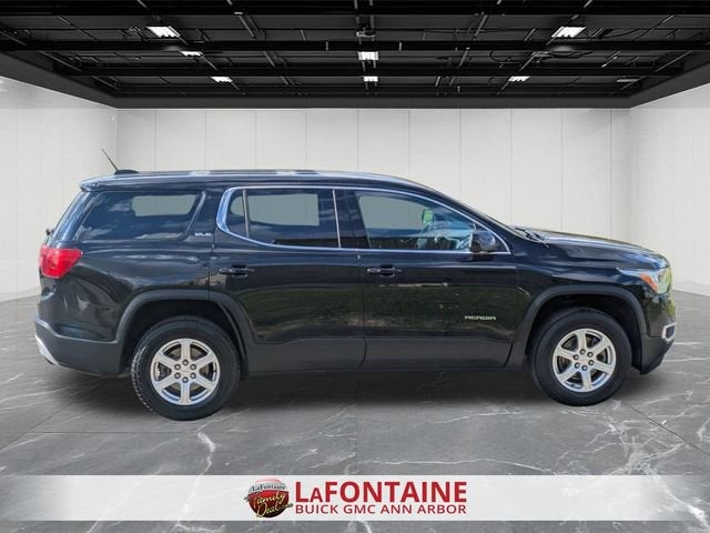 2017 GMC Acadia SLE