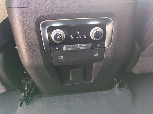2024 GMC Yukon XL AT4