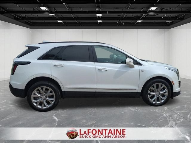 2021 Cadillac XT5 AWD Sport