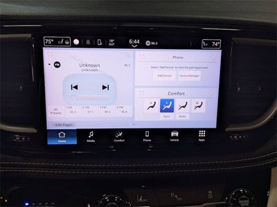 2023 Chrysler Pacifica Hybrid Touring L