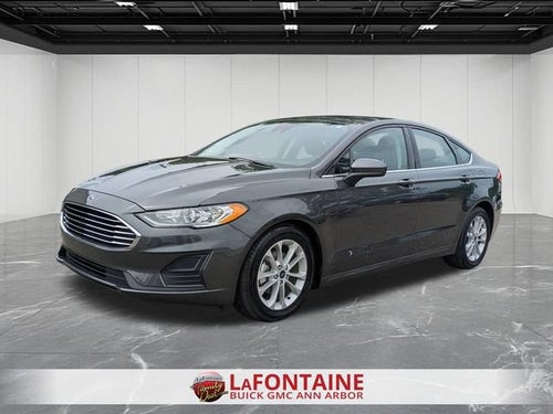 2020 Ford Fusion SE