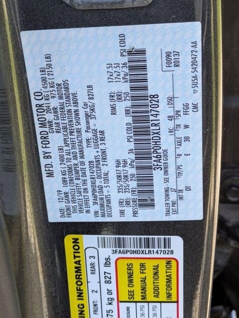 2020 Ford Fusion SE