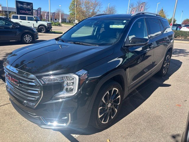 2024 GMC Terrain SLT
