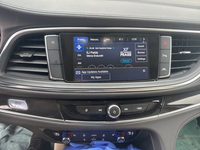 2023 Buick Enclave Essence