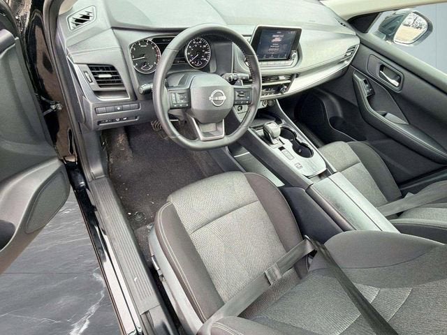 2025 Nissan Rogue SV FWD