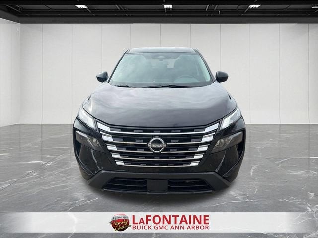 2025 Nissan Rogue SV FWD