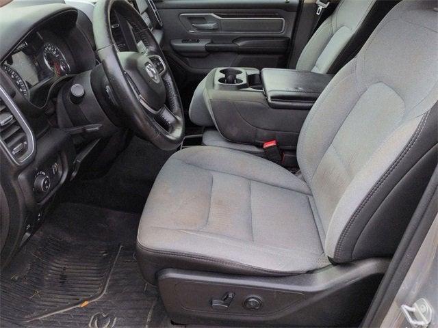 2020 RAM 1500 Big Horn Crew Cab 4x4 5'7" Box