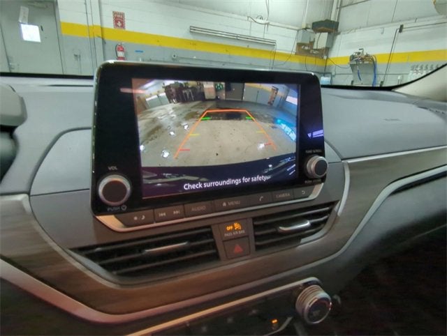 2025 Nissan Altima SV FWD