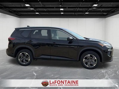 2025 Nissan Rogue SV FWD