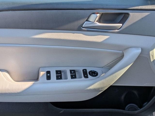 2016 Hyundai Sonata Hybrid SE