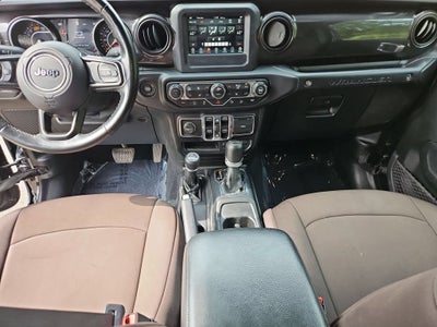 2020 Jeep Wrangler Unlimited Black and Tan