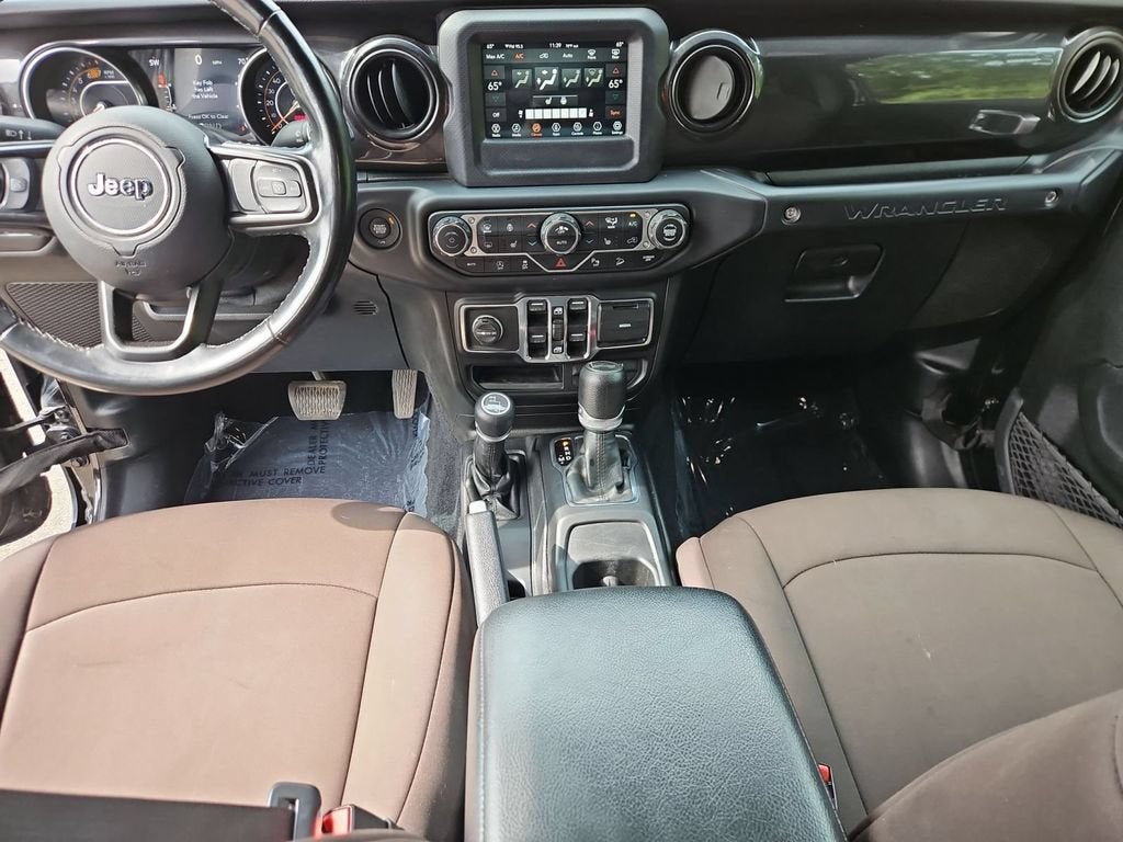 2020 Jeep Wrangler Unlimited Black and Tan