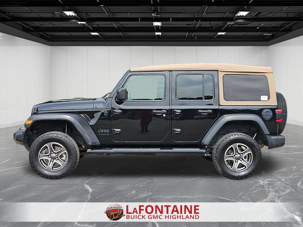 2020 Jeep Wrangler Unlimited Black and Tan