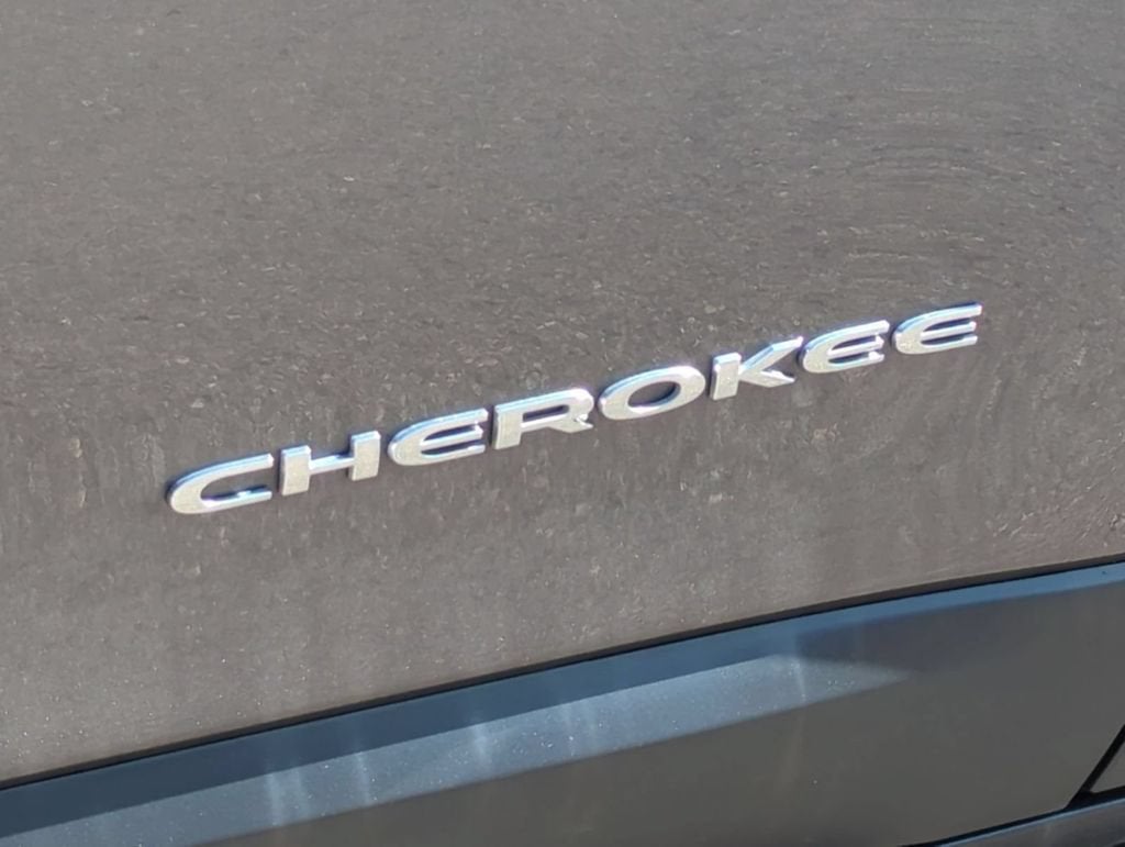 2020 Jeep Cherokee Lux