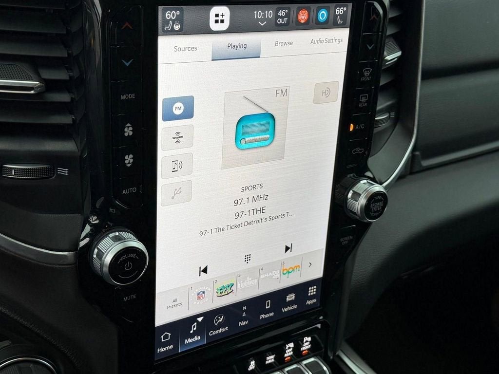 2023 RAM 1500 Big Horn Crew Cab 4x4 6'4" Box