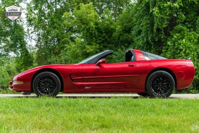 2001 Chevrolet Corvette 2DR CPE