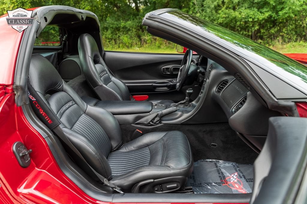2001 Chevrolet Corvette 2DR CPE