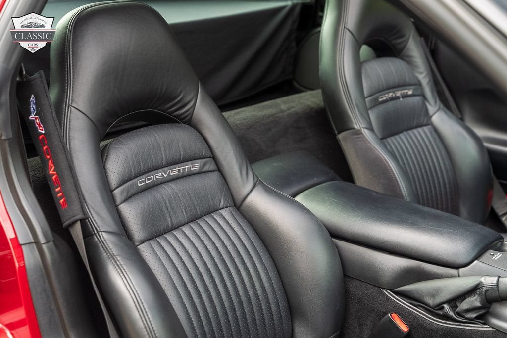 2001 Chevrolet Corvette 2DR CPE