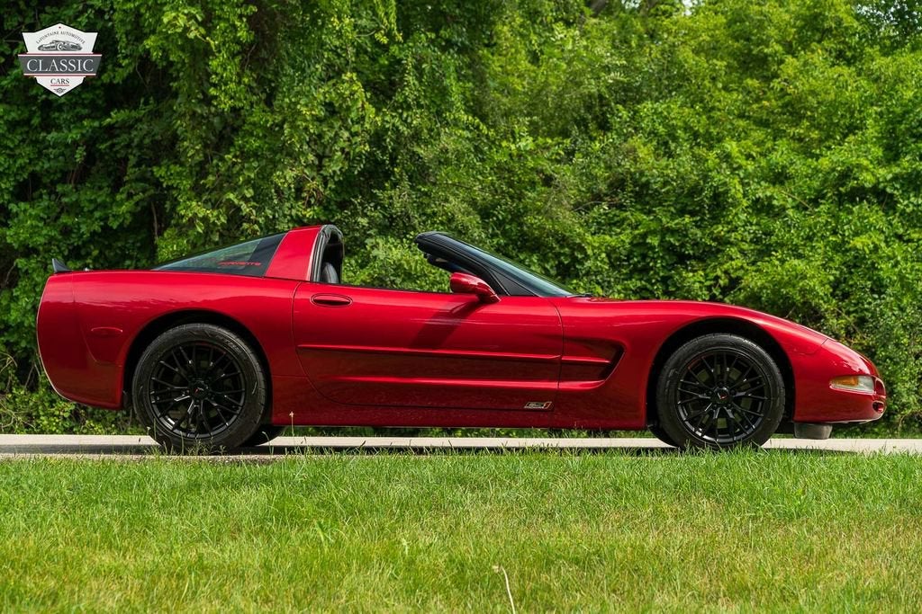 2001 Chevrolet Corvette 2DR CPE