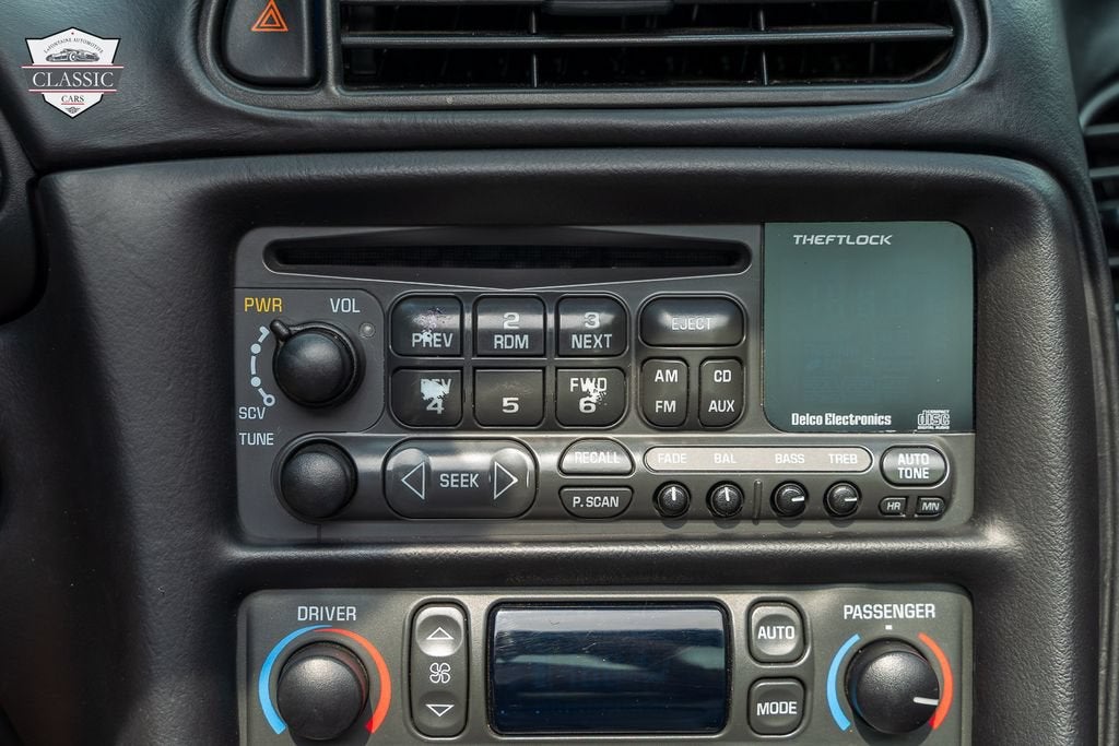 2001 Chevrolet Corvette 2DR CPE