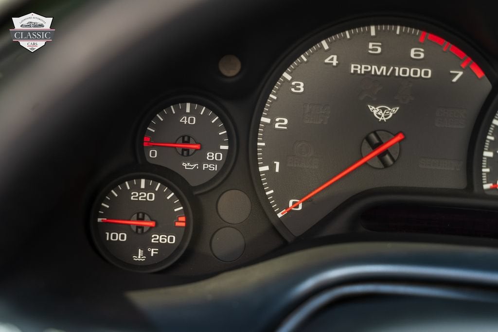2001 Chevrolet Corvette 2DR CPE