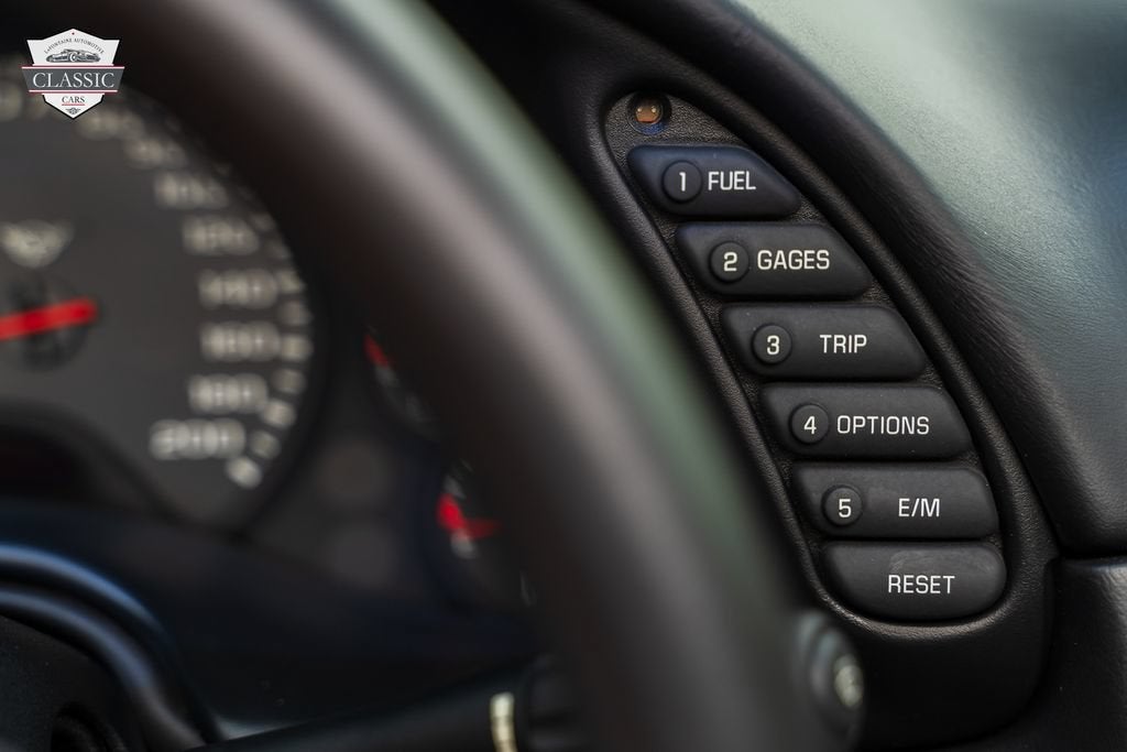 2001 Chevrolet Corvette 2DR CPE