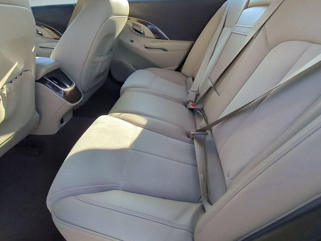 2015 Buick LaCrosse Base