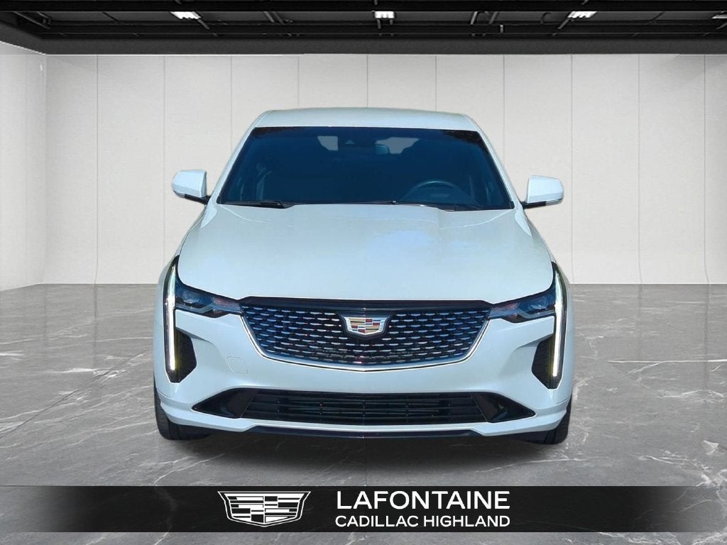 2024 Cadillac CT4 Luxury