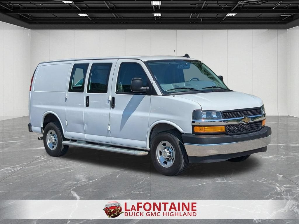 2024 Chevrolet Express Cargo 2500 WT