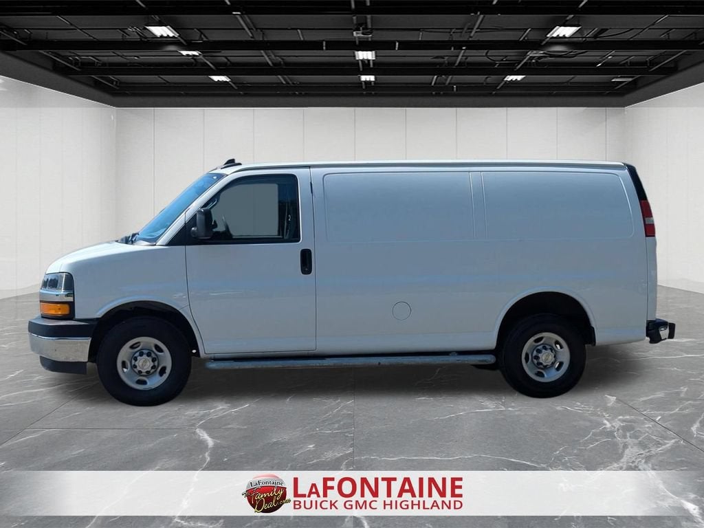 2024 Chevrolet Express Cargo 2500 WT