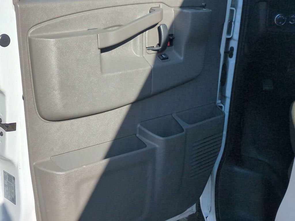 2024 Chevrolet Express Cargo 2500 WT