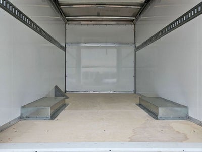 2024 GMC Savana Cutaway 3500 1WT