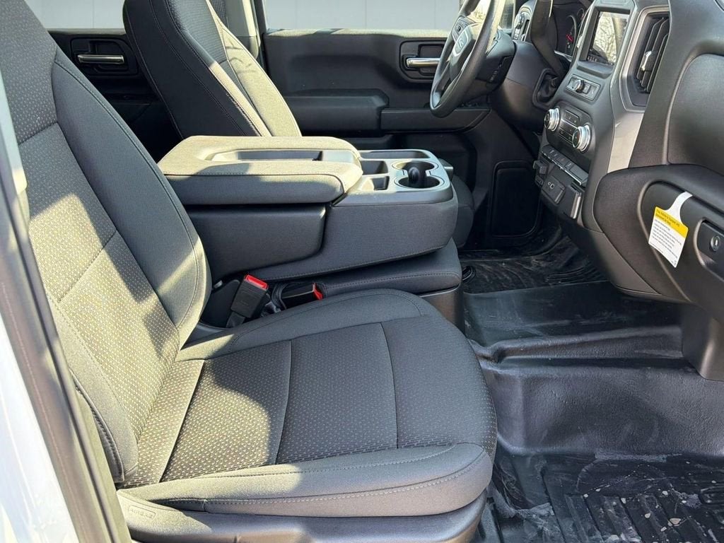 2024 GMC Sierra 2500 HD Pro