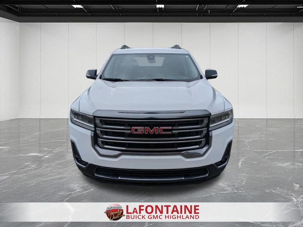 2023 GMC Acadia AT4