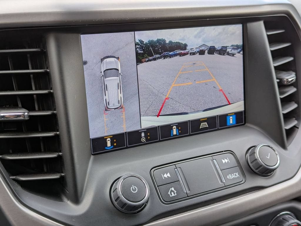 2023 GMC Acadia AT4