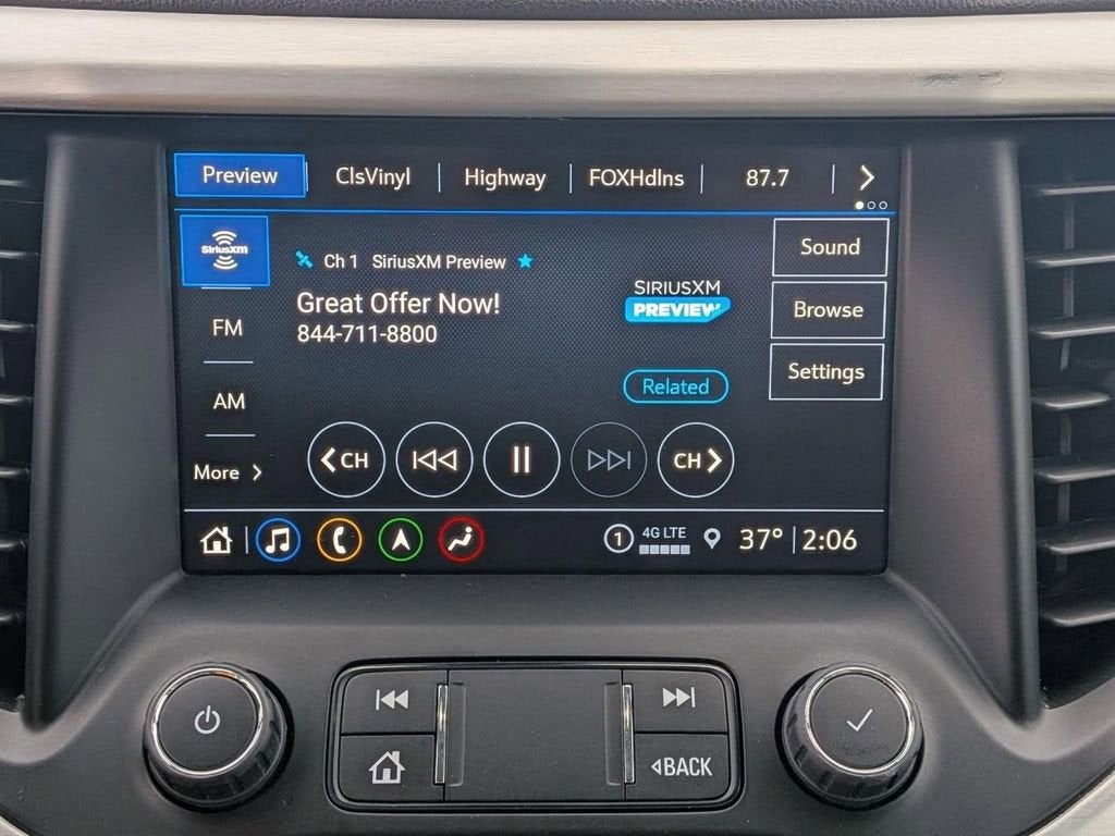 2023 GMC Acadia SLT