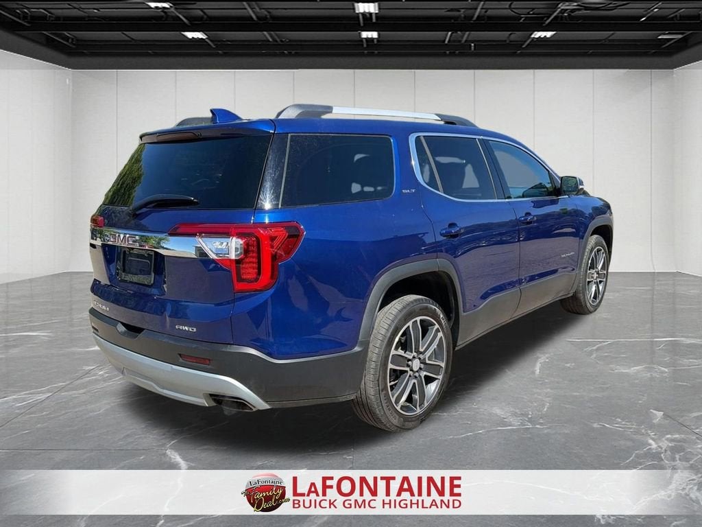 2023 GMC Acadia SLT