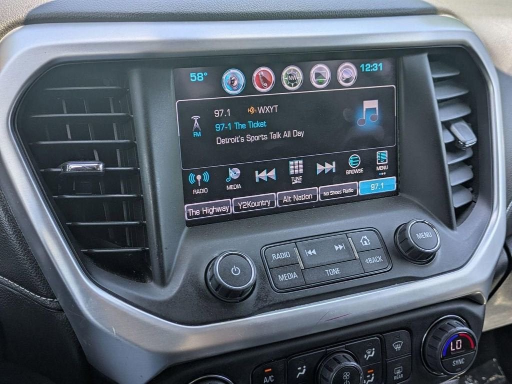 2017 GMC Acadia SLT