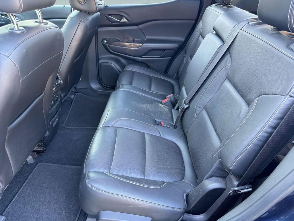 2017 GMC Acadia SLT