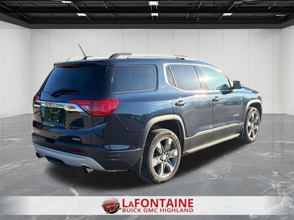2017 GMC Acadia SLT