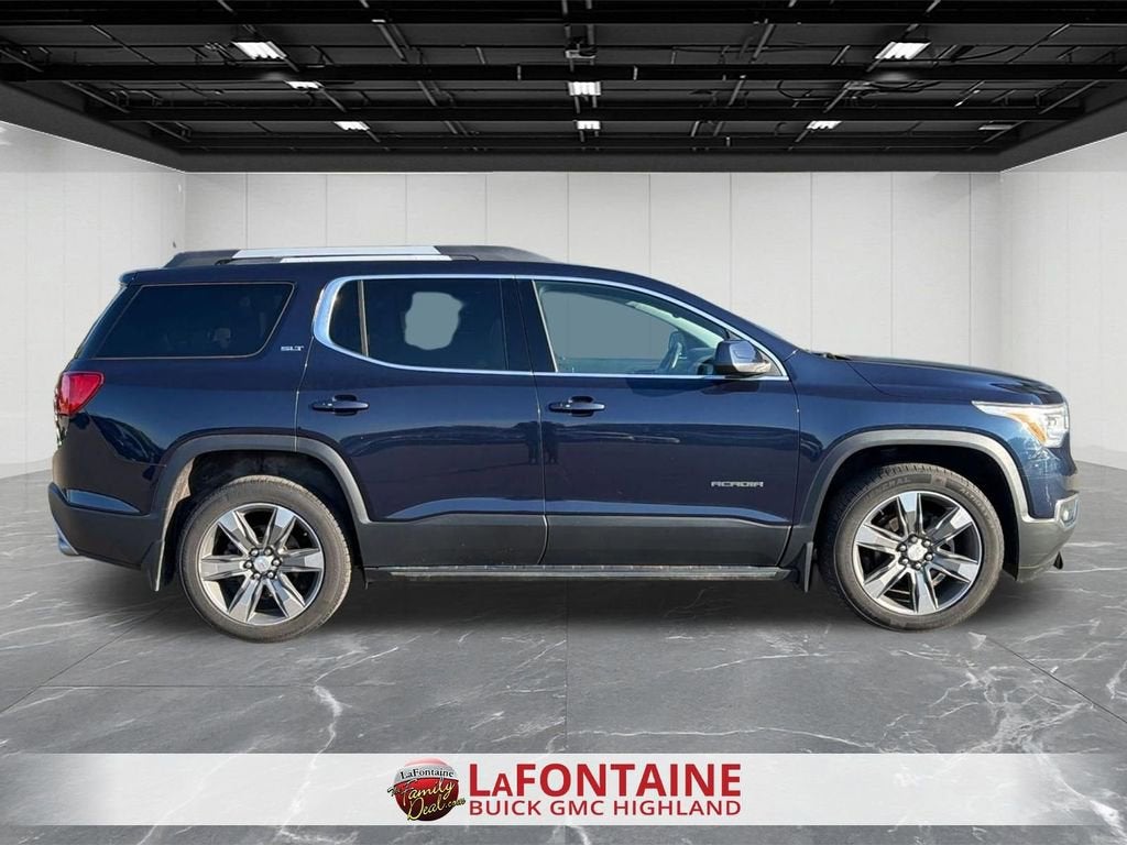 2017 GMC Acadia SLT