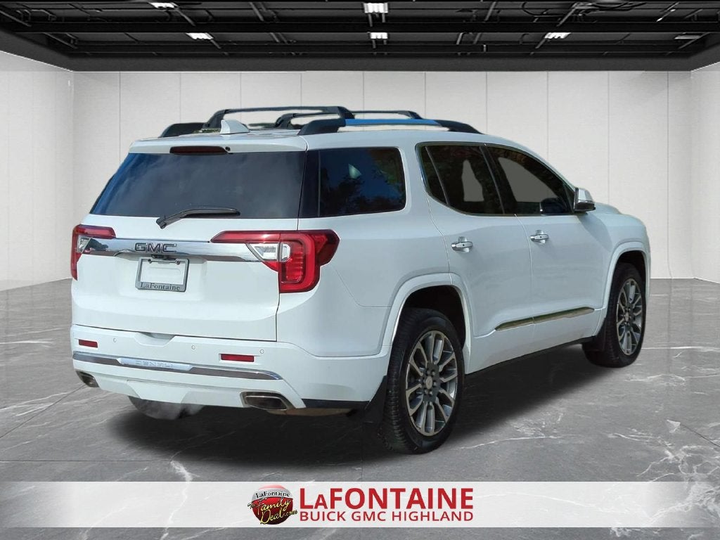 2022 GMC Acadia Denali