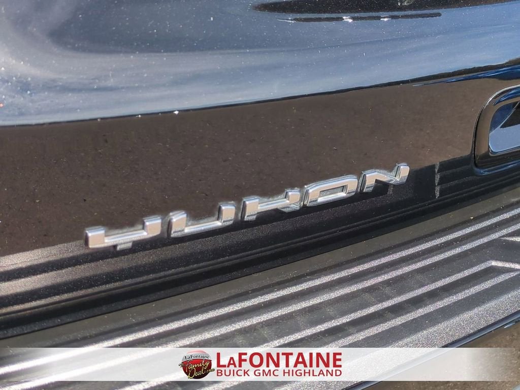 2023 GMC Yukon Denali