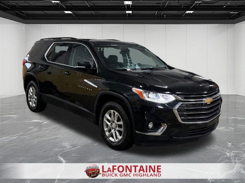 2020 Chevrolet Traverse LT Cloth