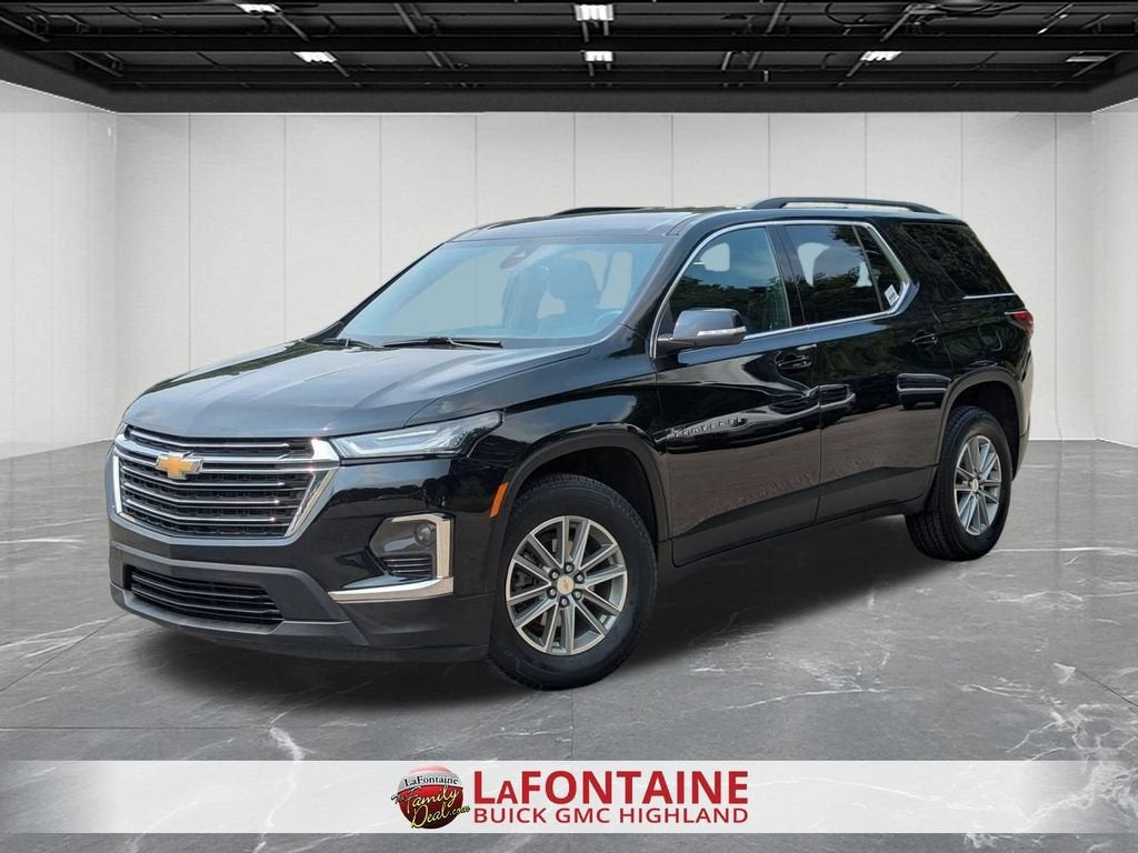 2023 Chevrolet Traverse LT Cloth