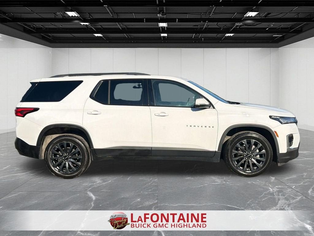 2023 Chevrolet Traverse RS